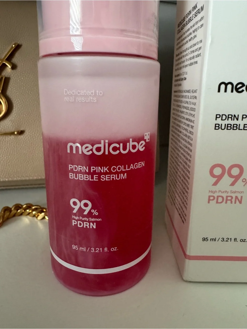Medicube pink collagen